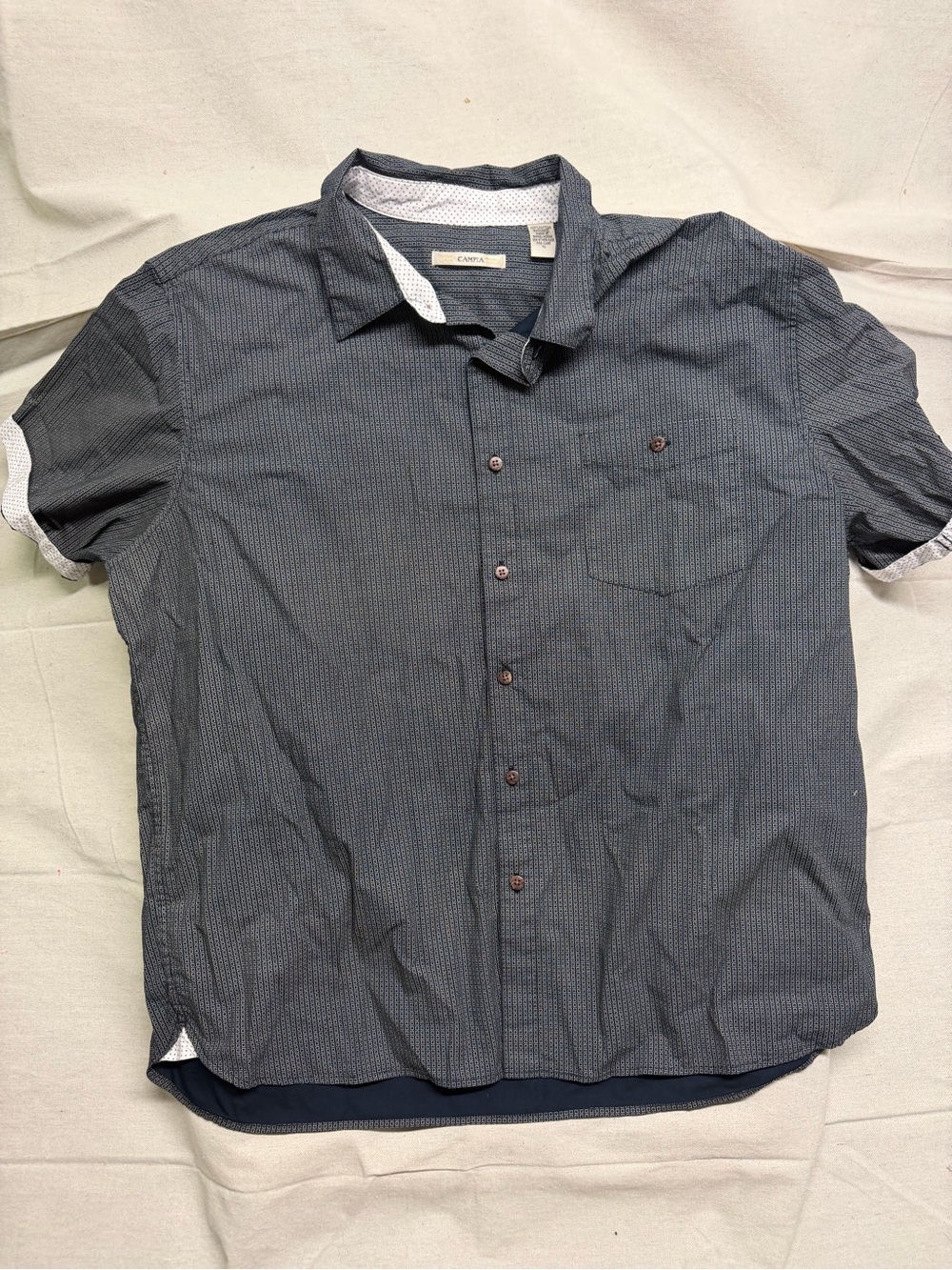 Casual Short-Sleeve Men's Shirt in Dark Gray